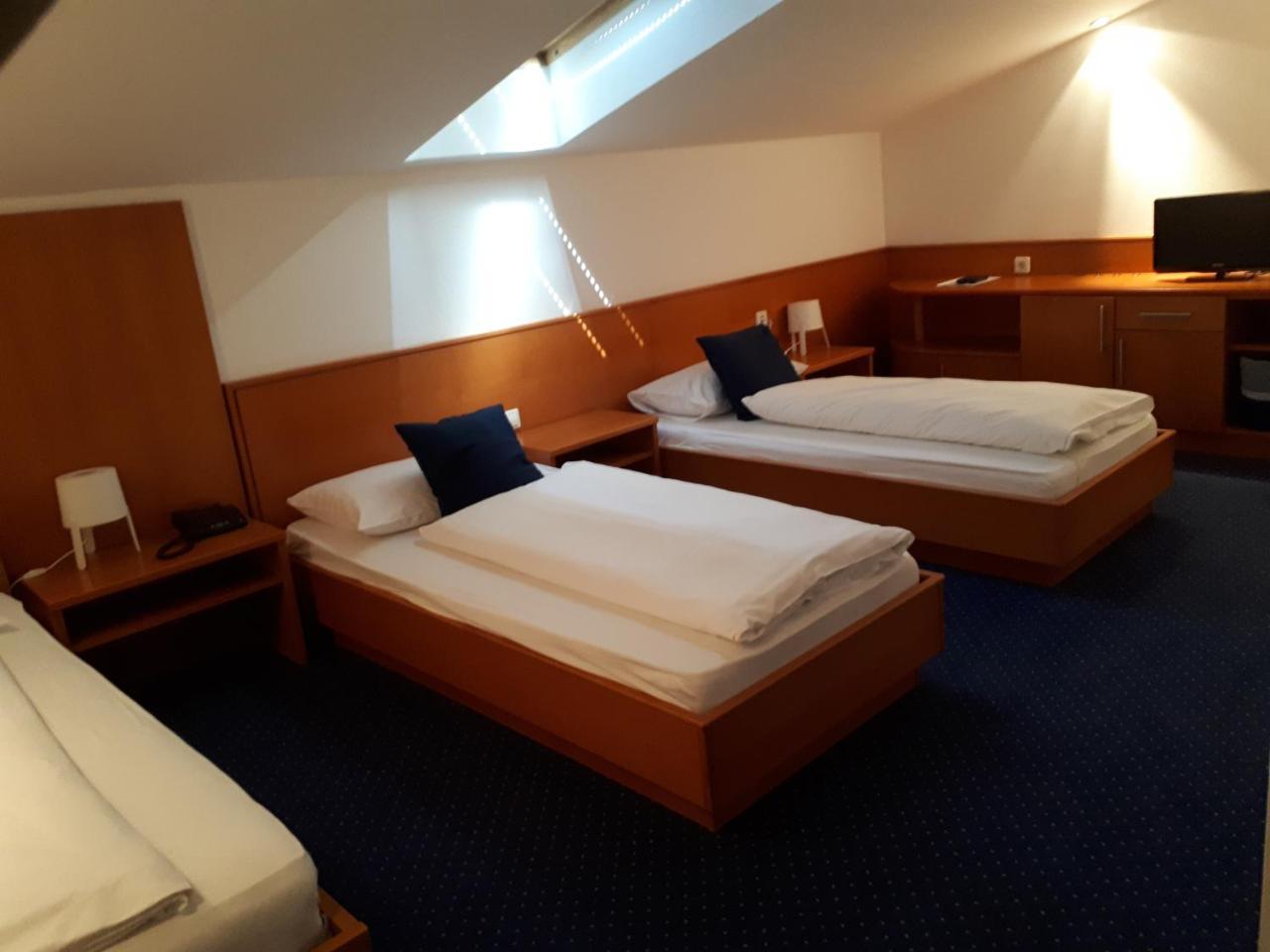 Maribor Inn Hotel Esterno foto
