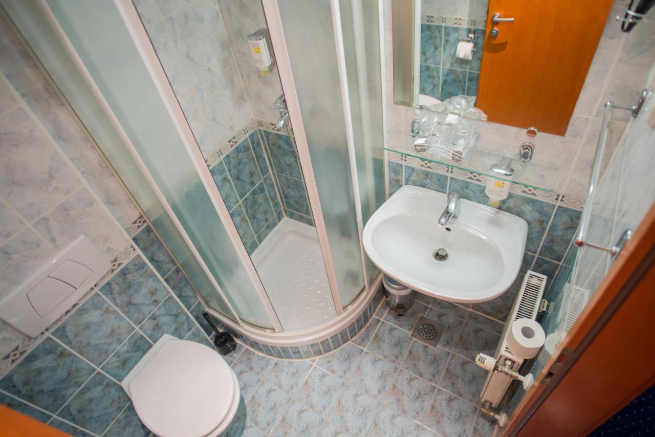 Maribor Inn Hotel Esterno foto