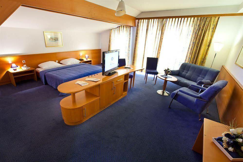 Maribor Inn Hotel Esterno foto